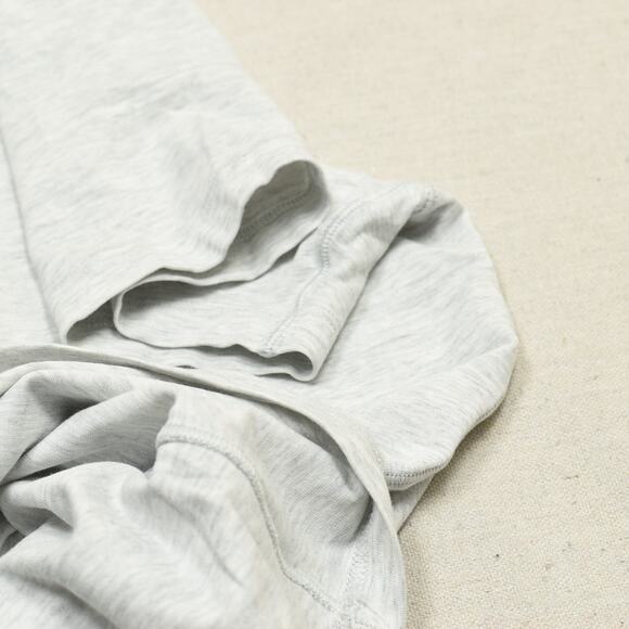 Lululemon Men's Tee Short Sleeve Crew Neck Gym Workout Polyester Gray Size M - Picture 8 of 8